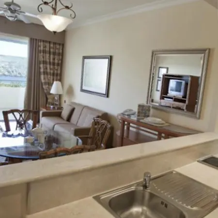 Golden Sands Luxury Apartment * Mellieħa